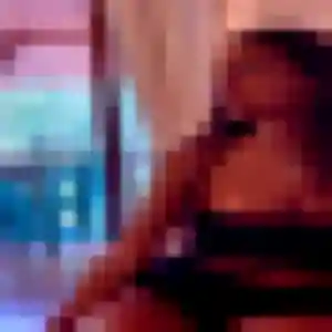 beurette à Nay : photo de Meriem, 33 ans - accès libre