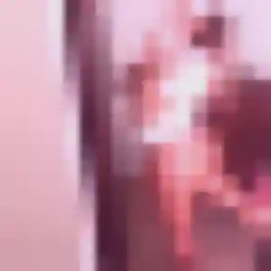 Loubna, fille de 23 ans cherche beurette à Nesles-la-Vallée