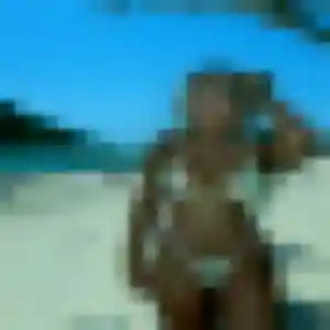 Photo perso de Imane, 26 ans à Neuvy-sur-Barangeon - plan discret