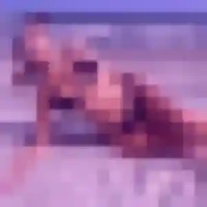 Photo de Feriel à Neyron (31 ans) - beurette anonyme
