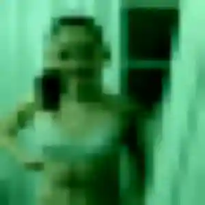Photo de Nesrine à Nieul (32 ans) - beurette discret