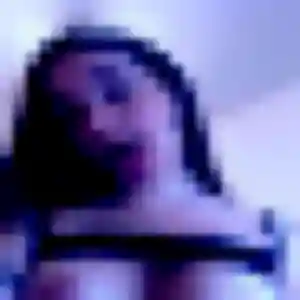 Belle Nassima, 23 ans à Nogent - voir sa photo