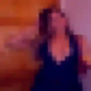 Syrine de Nueil-les-Aubiers, 26 ans - beurette discret