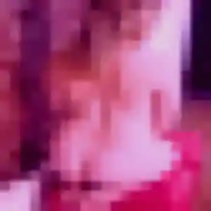 Saida, 29 ans, connectée à Oloron-Sainte-Marie pour une rencontre coquine