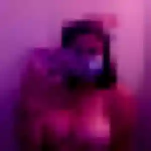 Charmante Ihsane, 24 ans à Oresmaux - découvrir son profil