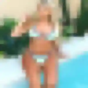 Rejoins Malika, 27 ans à Orist en t'inscrivant