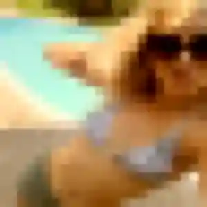 Rachida, 39 ans, connectée à Orival pour une rencontre coquine