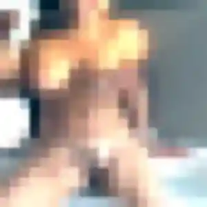 Photo privée de Noura, 35 ans à Ormoy-la-Rivière - plan discret