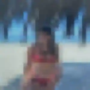 Rejoins Imane, 25 ans à Otterswiller en privé