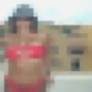 Rejoins Noura, 42 ans à Oudrenne gratuitement