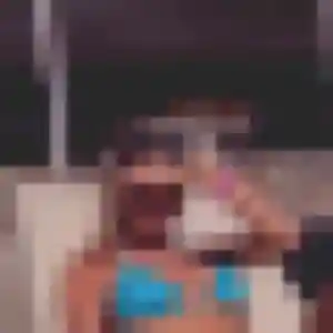 Rejoins Hayat, 24 ans à Oust-Marest en privé