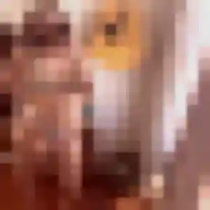 Naima, fille de 22 ans propose beurette à Oyré