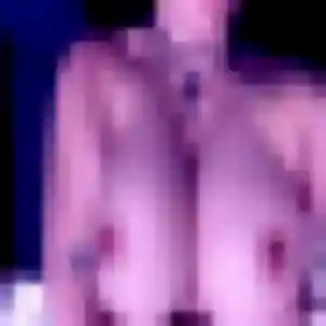 Contacte Loubna, 32 ans à Pallud gratuitement