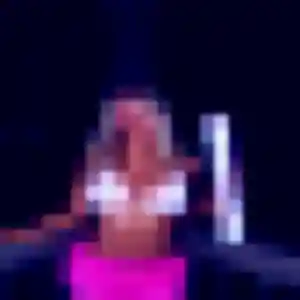 Anissa, 27 ans, en ligne à Parçay-Meslay pour une rencontre coquine