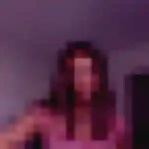 Farida, 40 ans, connectée à Parigné-sur-Braye pour une rencontre coquine