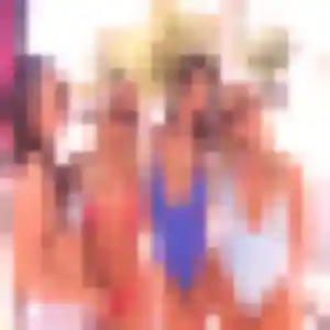 Wahiba, 27 ans, en ligne à Parly pour un beurette
