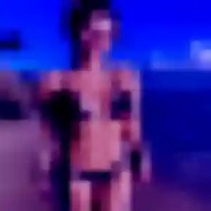 Mina, 39 ans, connectée à Peipin pour un beurette