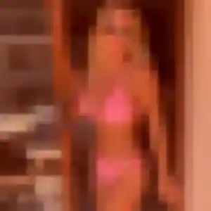 Sanaa, 34 ans, connectée à Pelleautier pour une rencontre coquine