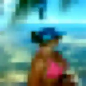 Photo de Alina à Périgneux (24 ans) - beurette sans inscription