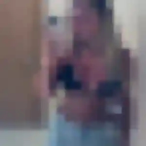 Naima, 22 ans, en ligne à Petit-Canal pour une rencontre coquine
