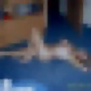 Nabila, 25 ans, connectée à Pézenas pour une rencontre coquine