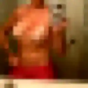 Amira, 42 ans, connectée à Pfastatt pour une rencontre coquine