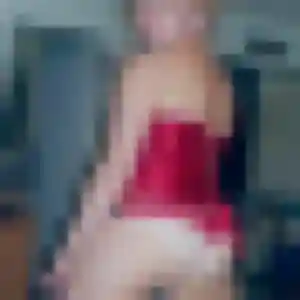 Photo exclusive de Salma, 25 ans à Pierre-Buffière - plan discret