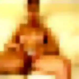 Photo sexy de Sanaa, 27 ans à Pierric - plan discret