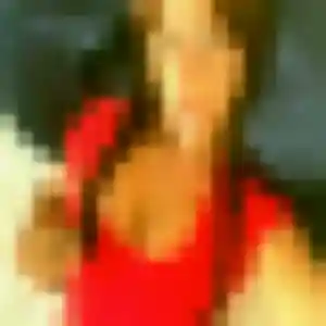 Souad, 39 ans, en ligne à Pignans pour une rencontre coquine