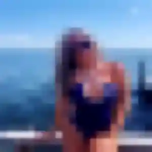 Yamina, 36 ans, en ligne à Pin pour un beurette