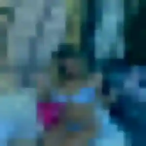 Talia, 26 ans, en ligne à Pinterville pour une rencontre coquine