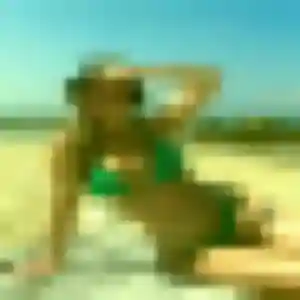 Maya, 24 ans, en ligne à Plogoff pour une rencontre coquine