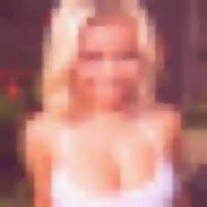 Rim, 27 ans, connectée à Plomelin pour une rencontre coquine