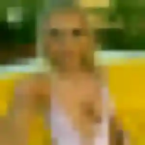 Souad, 24 ans, dispo pour beurette à Ploudaniel