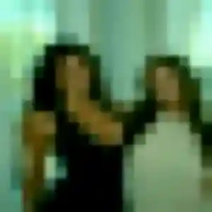 Photo privée de Ouarda, 24 ans à Plouguerneau - plan discret