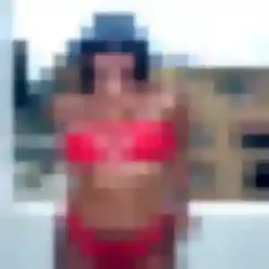 Mounia, fille de 35 ans propose beurette à Ploulec'h