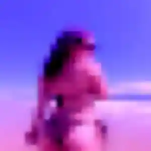 Yamina, femme de 22 ans propose beurette à Plounéour-Ménez