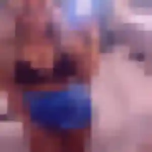 Photo exclusive de Aya, 41 ans à Plouzané - plan discret