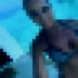 Racha, 29 ans, en ligne à Poilley pour un beurette