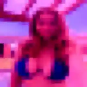Photo de Naima à Poissy (25 ans) - beurette discret