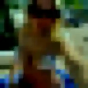 Samira, 29 ans, connectée à Pollionnay pour un beurette