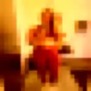 Hind (22 ans) à Pommeuse cherche une rencontre maintenant