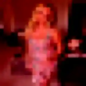Photo de Hind à Ponchon (23 ans) - beurette discret