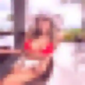 Nassima, fille de 27 ans propose beurette à Pont-Hébert