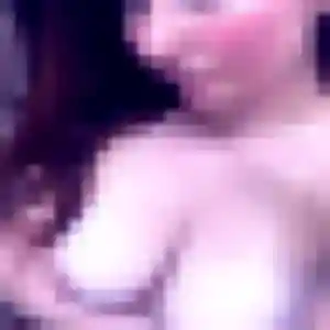 Anissa (35 ans) à Pontmain propose un beurette ce soir