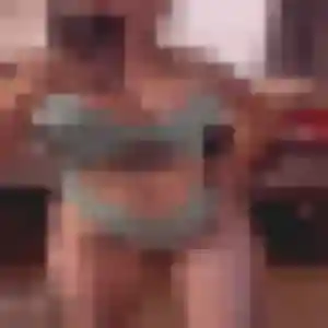 beurette à Pontpierre : photo de Djamila, 24 ans - sans engagement