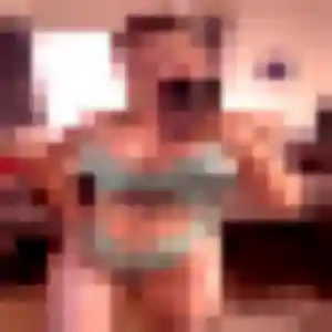Photo privée de Sirine, 23 ans à Ponts - rencontre coquine