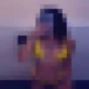 Rencontre Karima, 24 ans à Port-Sainte-Foy-et-Ponchapt en privé