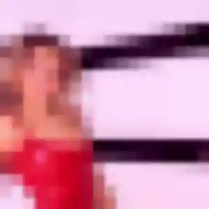 Syrine, 23 ans, en ligne à Pouilloux pour une rencontre coquine