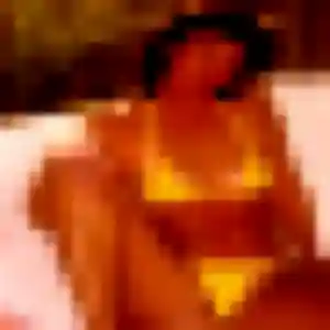 Siham, 32 ans, en ligne à Puget pour une rencontre coquine
